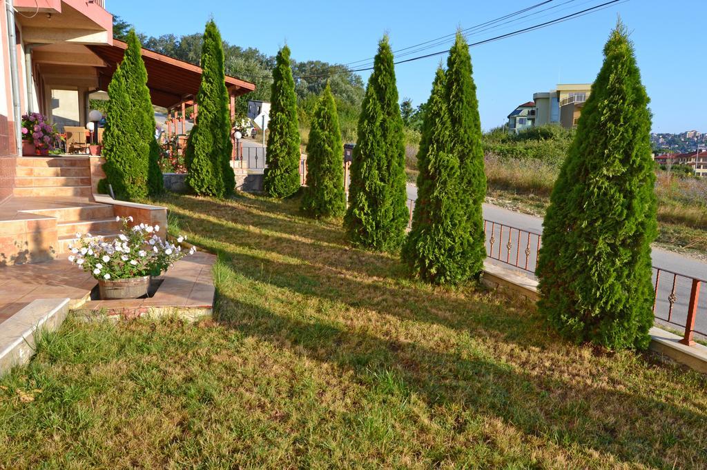 Svetlana Hotel Byala  Buitenkant foto