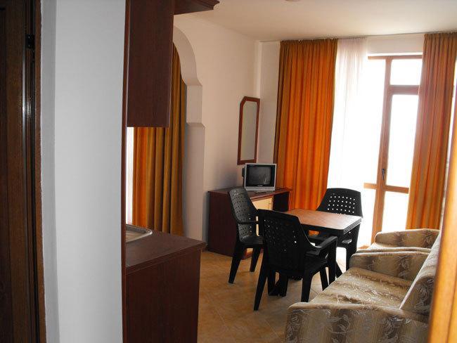 Svetlana Hotel Byala  Buitenkant foto